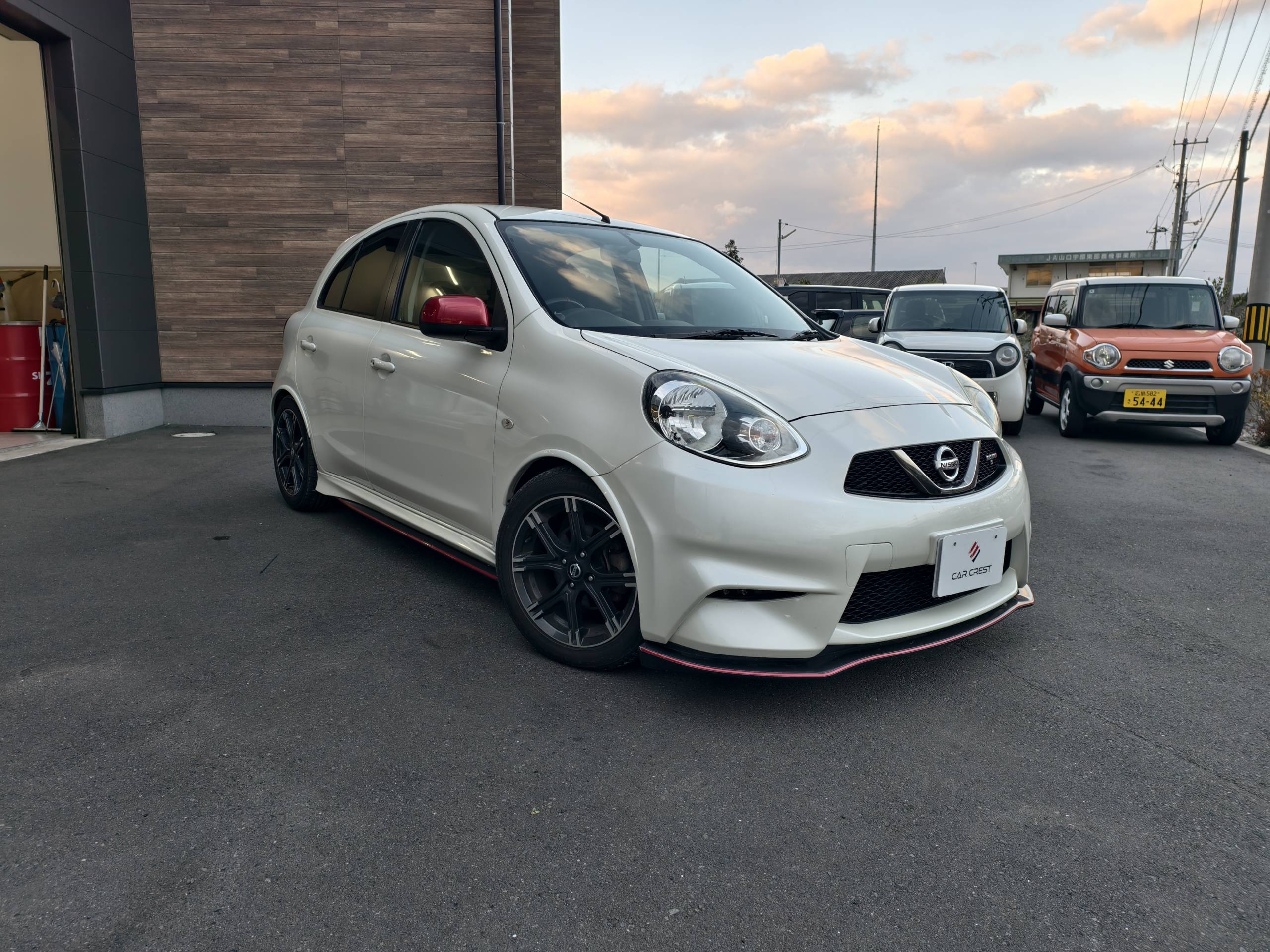 ニッサン　マーチ NISMO S